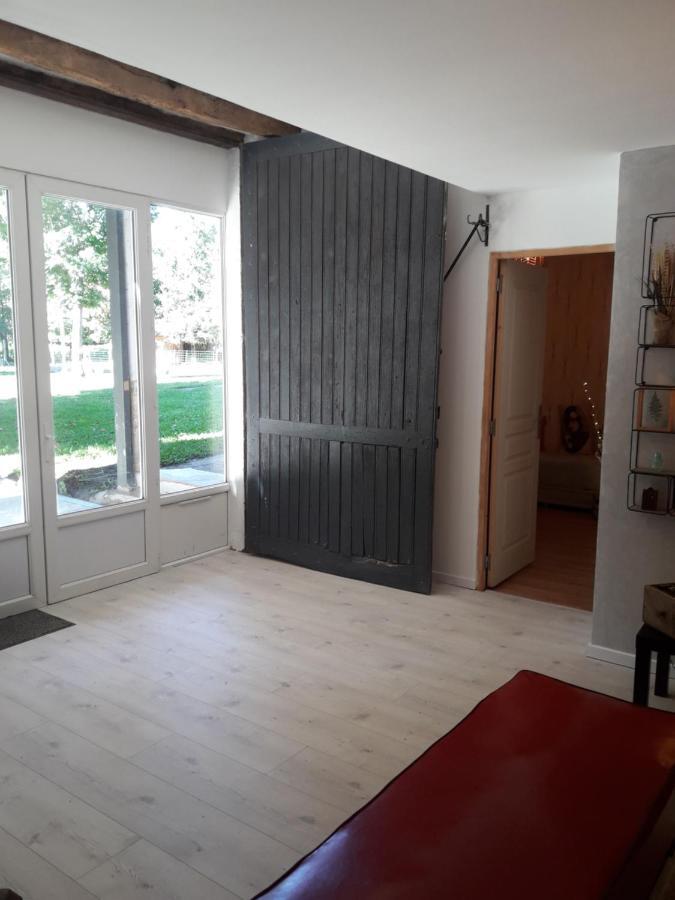 Ferienwohnung Le Relais Champetre Joux Exterior foto